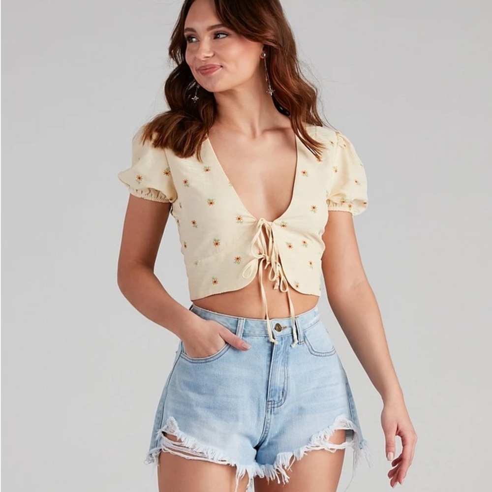 Windsor Sunny Days Floral Crop Top